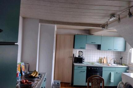 2 Zimmer Dachgeschoss mitten in Großostheim