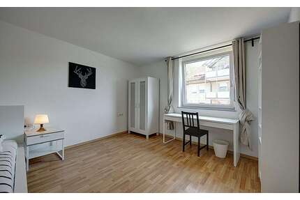 WG-Zimmer in Stuttgart 545,00 € 13 m²