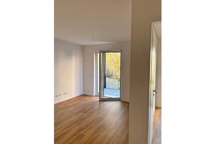 Neubau Erstbezug 1,5-Zimmer Balkon Einbauküche - Berlin Treptow-Köpenick