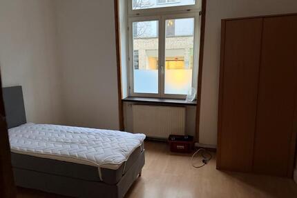 WG Zimmer in Bornheim nahe Bergerstraße - Frankfurt am Main