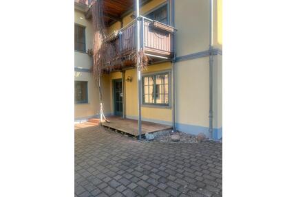 3 Zimmer Wohnung mit Terrasse u. Stellplatz - Elxleben