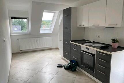 2 Zimmer Wohnung in top Lage zum 1.07. Nähe Kalenberger Graben - Hildesheim