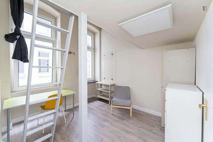 WG-Zimmer in Berlin 650,00 € 10 m²