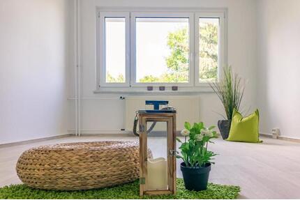 NEU sanierte 2-Raum-Wohnung und alle Räume mit Fenster - Chemnitz Adelsberg