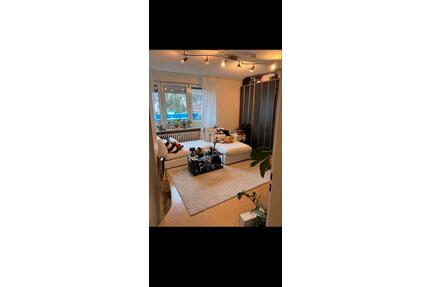 1-Zimmer Wohnung in Regensburg-West, Rennplatz. Frei 15.4.I1.5.