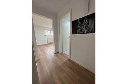 Moderne 4-Zimmer-Wohnung in Ensheim – saniert, hell und ab 01.08. verfügbar - Saarbrücken-Halberg