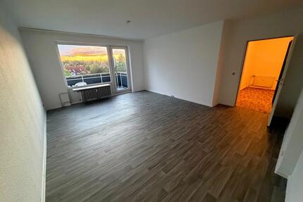 3 Zimmer mit Balkon 83 m2 , iStahlsberg 17 - Wuppertal Gemarkung Nächstebreck