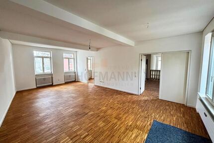 Charmante Stadtvilla, 5 Zimmer Maisonettewohnung mit Garten+Altane, aufwendig saniert, in der ZÜRCH. - Schweinfurt Gartenstadt