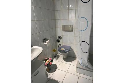 1.Zimmer Stadt Mitte Uin Nähe - 370,00&nbsp;EUR Kaltmiete, ca.&nbsp; 29,00&nbsp;m&sup2; in Steinwenden (PLZ: 66879)