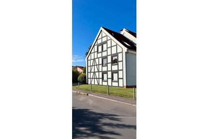 Dachgeschoss Mietwohnung 2 Zimmer Küche Bad 2 Personen maximal - Göttingen Grone