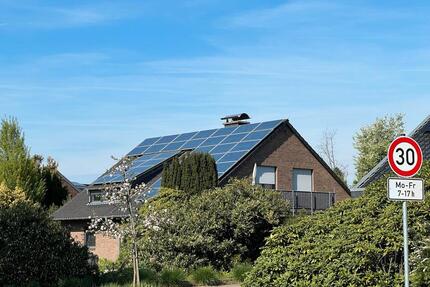 gemütliche helle Dachgeschosswohnung mit Südbalkon und Stellplatz - Kempen