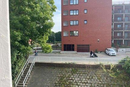 frisch renovierte 3 Zimmer Wohnung in Lehe, 1OG, 85m², zum 01.11. - Bremerhaven