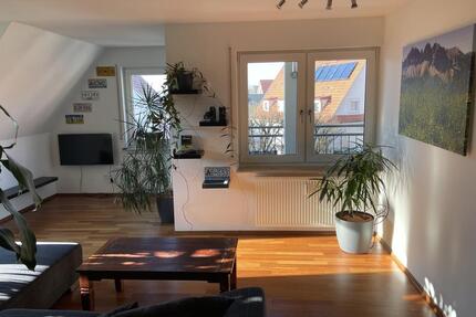3-Zimmer Maisonette Wohnung, zentral gelegen in Herrenberg Kayh