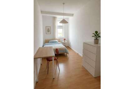 WG-Zimmer in Mannheim 590,00 € 13 m²