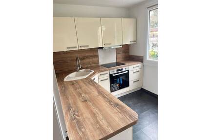 TOP renovierte 4,5 Zimmer Wohnung im 1.OG in Konstanz mit Stellplatz und Balkon - ab 01.05. 01.06 - Konstanz / Königsbau