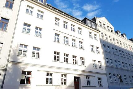 Schöne 2-Raum-Wohnung mit Balkon in saniertem Gründerzeithaus zentrumsnah in Chemnitz