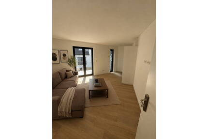 Erstbezug nach Kernsanierung I Möblierte 2-Zimmer Whg mit EBK im 5. OG - Düsseldorf Stadtmitte
