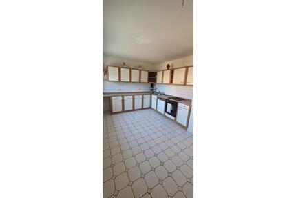 2 Zimmer Wohnung mit Separater Einbauküche - Kreischa