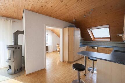 5 Zimmer DG Wohnung in 78176 Blumberg in Schulnähe zu vermieten