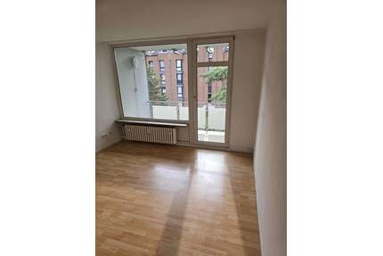 WG-Zimmer in Düsseldorf 395,00 € 74 m²