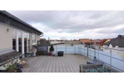 Schöne 3,5 Zimmer Wohnung mit Dachterrasse in Rödermark