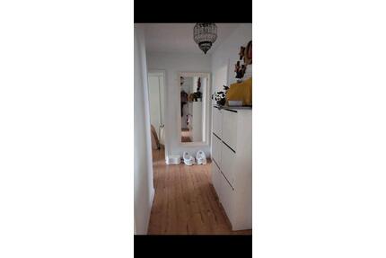 Helle ruhige 3 Zimmer Wohnung mit Balkon - Hannover Herrenhausen-Stöcken