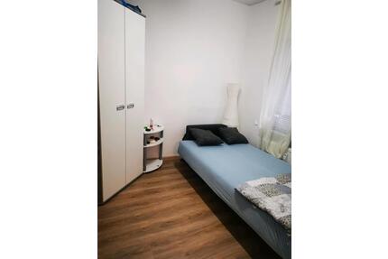 Eine Wg zimmer in berlin spandau