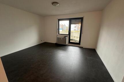 Renovierte 1 Zimmer Wohnung nahe der Technischen Uni - Kaiserslautern Betzenberg