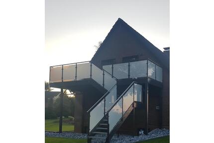 Schöne helle 4 Zimmer Wohnung mit Terrasse Carport Garten EBK - Hollenstedt