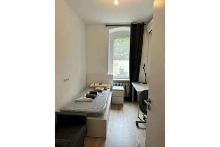 WG-Zimmer in Berlin 450,00 € 9 m²