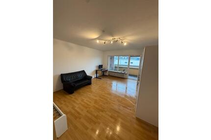 1-Zimmer Wohnung Nürnberg, Einbauküche & Stadtblick, 42m