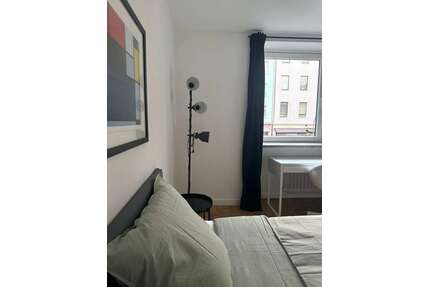 WG-Zimmer in Düsseldorf 899,00 € 25 m²