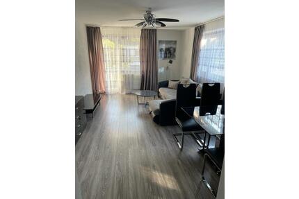 3-Zimmer Wohnung Küche Einrichtung - Wiesbaden Schierstein