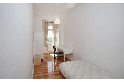 WG-Zimmer in Berlin 555,00 € 13 m²