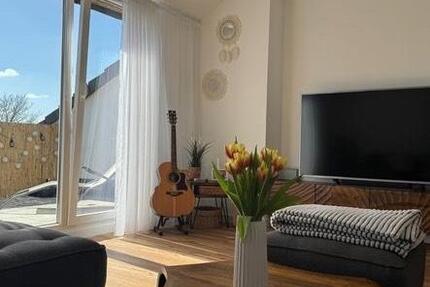1 Zimmer in 80 qm DG-Wohnung - 590,00&nbsp;EUR Kaltmiete, ca.&nbsp; 80,00&nbsp;m&sup2; in Mönchengladbach (PLZ: 41169) Nord
