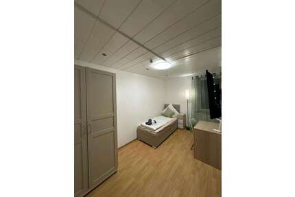 WG-Zimmer in Offenbach am Main 650,00 € 14 m²
