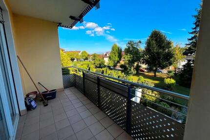 Schöne Helle 4 Zimmer Wohnung - 1.400,00&nbsp;EUR Kaltmiete, ca.&nbsp; 84,00&nbsp;m&sup2; in Böblingen (PLZ: 71034) Dagersheim