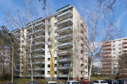 Erstbezug nach Modernisierung!! 3 Zimmer Top Lage!! - Nürnberg Neuröthenbach