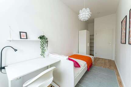 WG-Zimmer in Berlin 630,00 € 8 m²