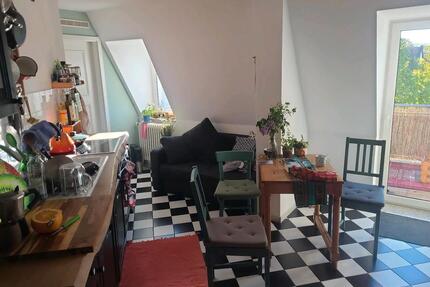 1 5m2 Zi i. 2er WG mit Küche u d Balkon, Albertstadt. - Dresden Neustadt