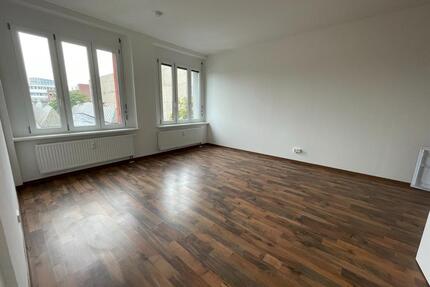 1-Zimmer Appartement mit EBK und Aufzug in Magdeburg zu vermieten
