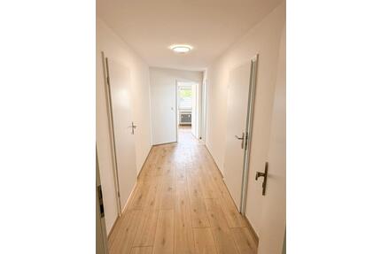 Sanierte 3-Zimmer Wohnung mit Stellplatz in Wickede Echthausen - Wickede (Ruhr)