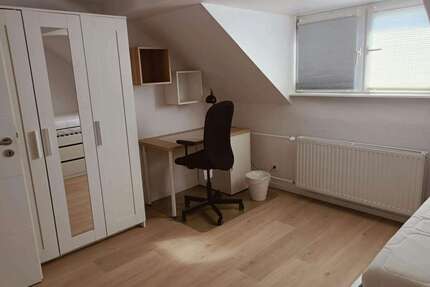 WG-Zimmer in Bonn 700,00 € 15 m²