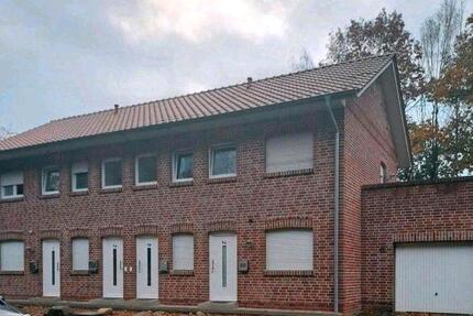 45 qm Wohnung 1. OG Wohnküche Schlafzimmer Bad - Lastrup