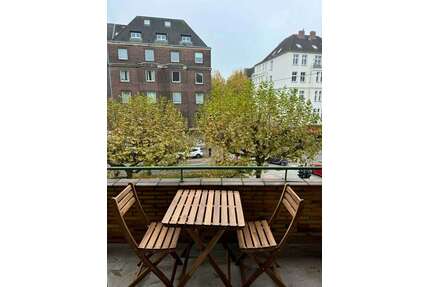 WG-Zimmer in Düsseldorf 799,00 € 25 m²