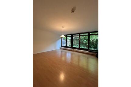 1,5 - Zimmer Wohnung - Tübingen Weststadt - Schwimmbad + Sauna