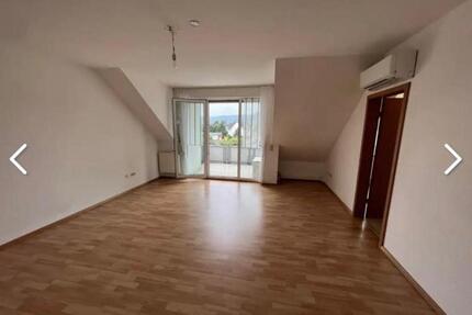 Zentrale 3 Zimmer DG-Wohnung in Beverungen ab dem 01.07.