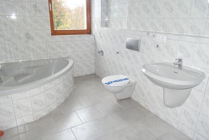 Kleine 3 Zimmer Wohnung in Zwickau zu vermieten !