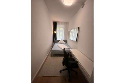 WG-Zimmer in München 850,00 € 13 m²