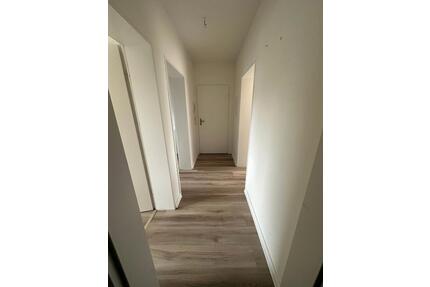 3 Zimmer Wohnung mit Terrasse und Parkplatz in Norderstedt